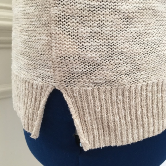 Classic Beige Knit Sweater, Large, Old Navy - Picture 4 of 6